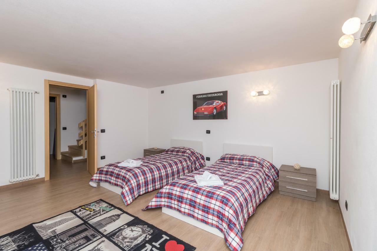 Apartment Gli Ulivi - Tremezzina تريميتْسّو المظهر الخارجي الصورة