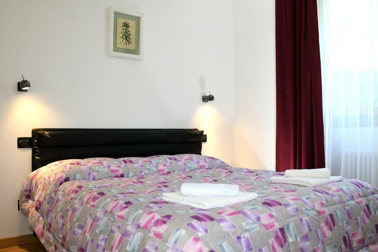 Apartment Gli Ulivi - Tremezzina تريميتْسّو المظهر الخارجي الصورة