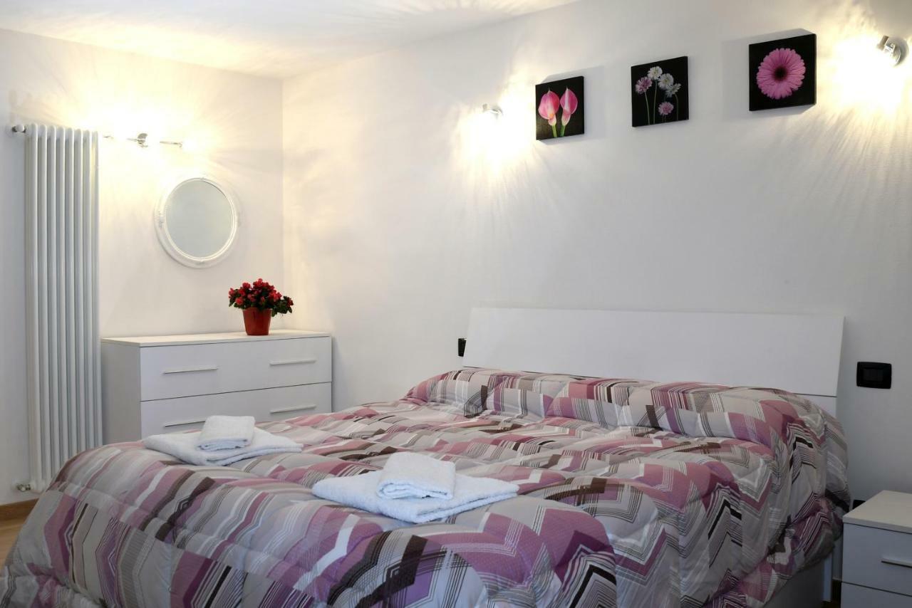 Apartment Gli Ulivi - Tremezzina تريميتْسّو المظهر الخارجي الصورة