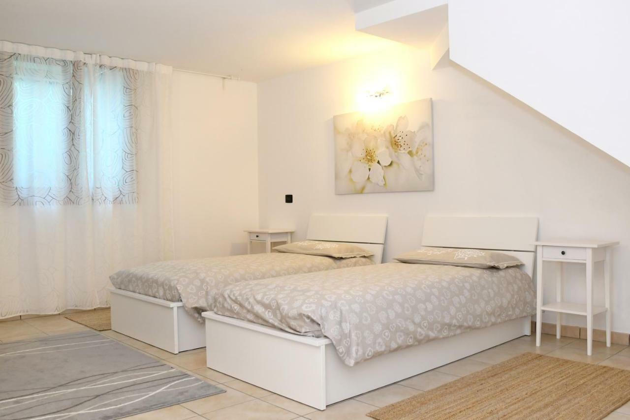 Apartment Gli Ulivi - Tremezzina تريميتْسّو المظهر الخارجي الصورة