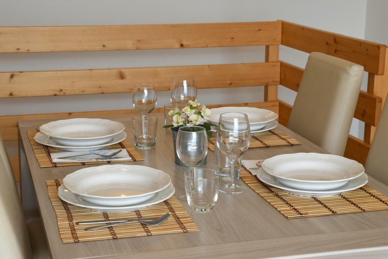Apartment Gli Ulivi - Tremezzina تريميتْسّو المظهر الخارجي الصورة