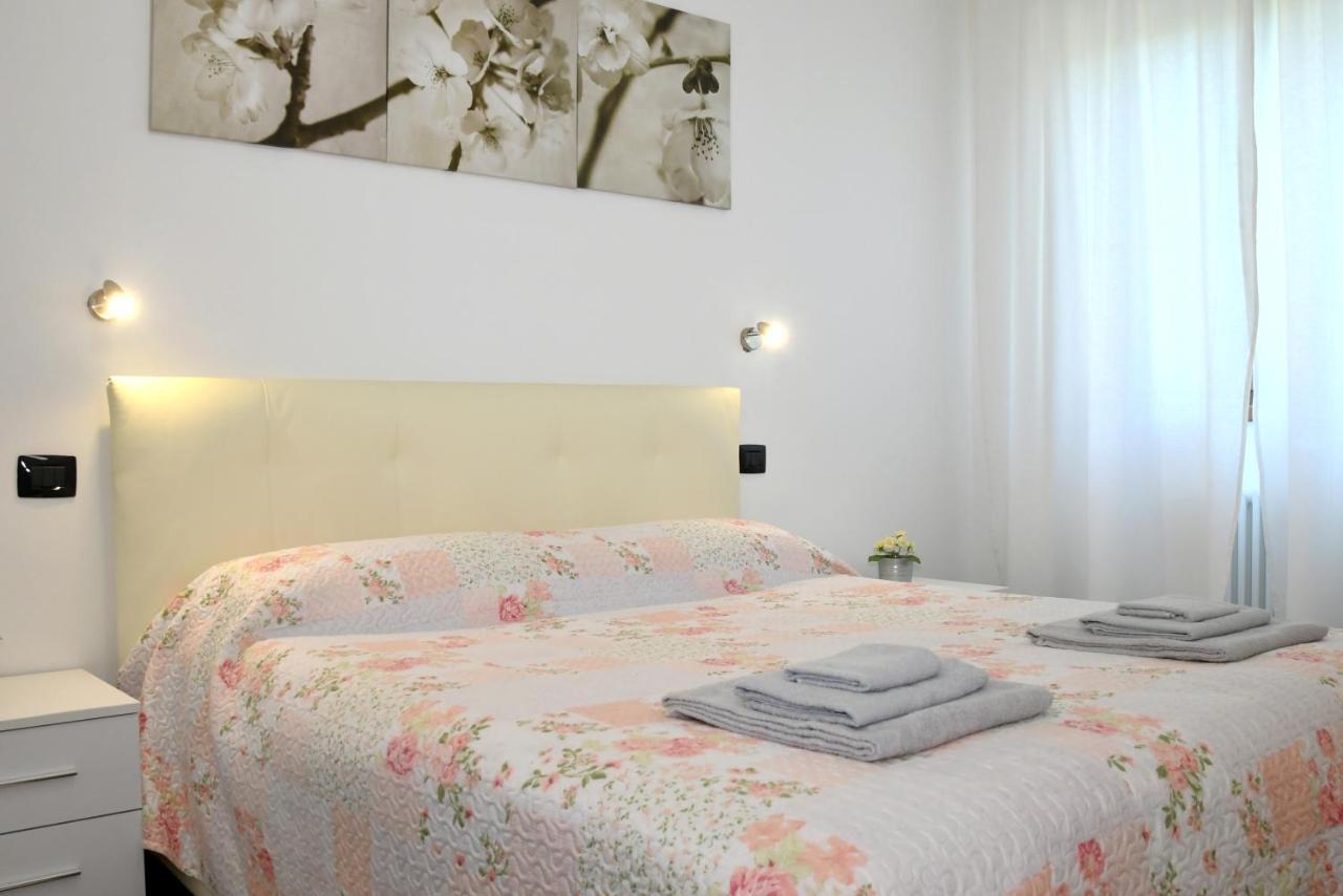 Apartment Gli Ulivi - Tremezzina تريميتْسّو المظهر الخارجي الصورة